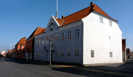 Truede politifolk med k�lle