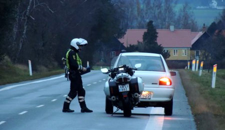 51 taget i f�rdselskontrol