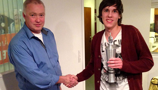 H�der til ung skytte