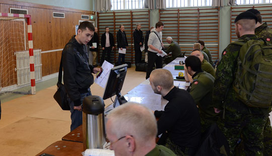 Nyt hold v�rnepligtige