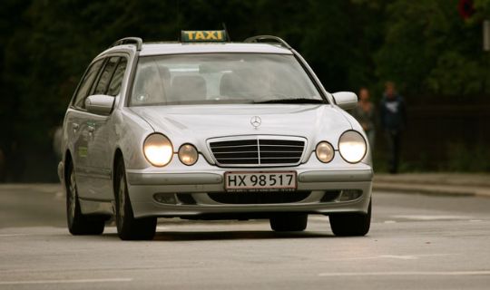 Nex� Taxi lukker