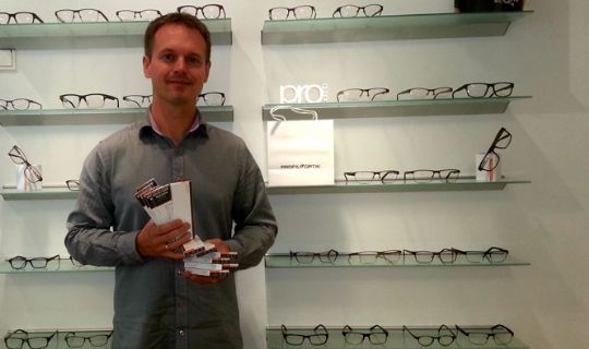 Optikere s�ger testpersoner