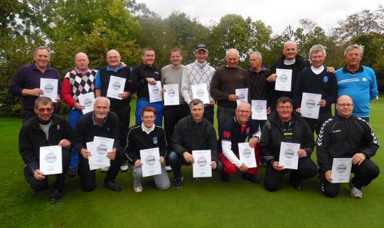 Golfmatch med rejehuller