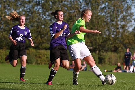 U19 piger slog tophold