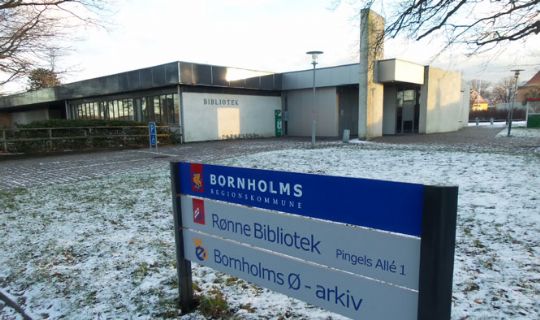 Biblioteks tag ut�t