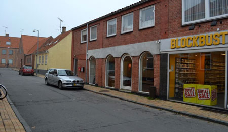 Sk�nhedsklinik i g�gaden