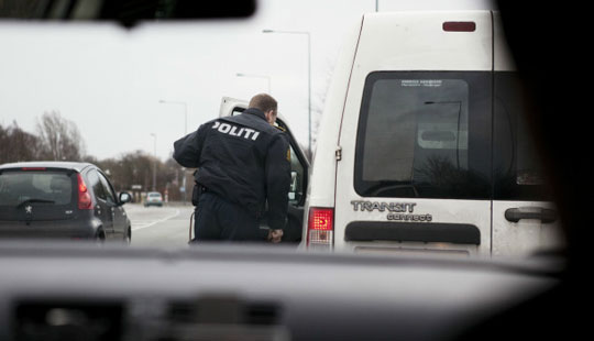 18 sigtet efter trafikkontrol