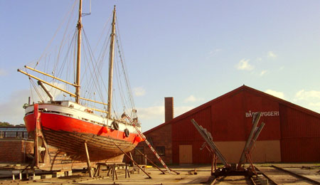 Tr�b�delaug s�ger om tilskud