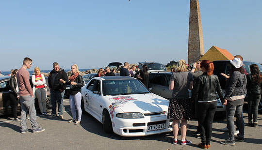 Unge bilister fik b�der