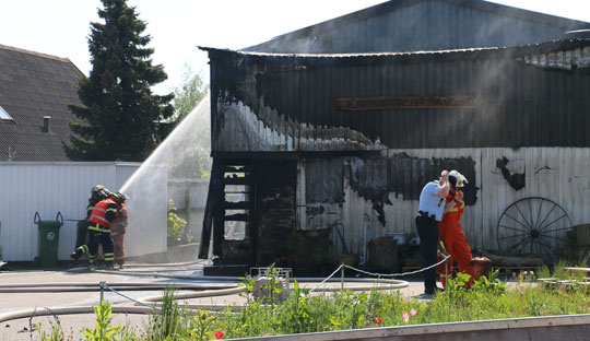 Kr�mmerlager ramt af brand