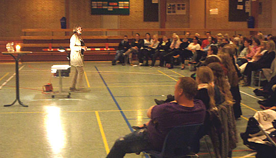 For�ldre skal l�re b�rn pli