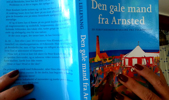 Satire og sp�nding i folkem�de-krimi