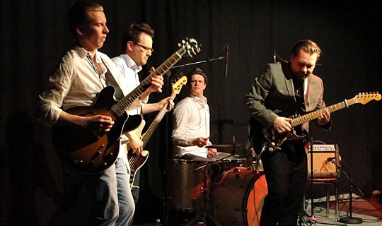 Lovende bluesband i pakhuzet