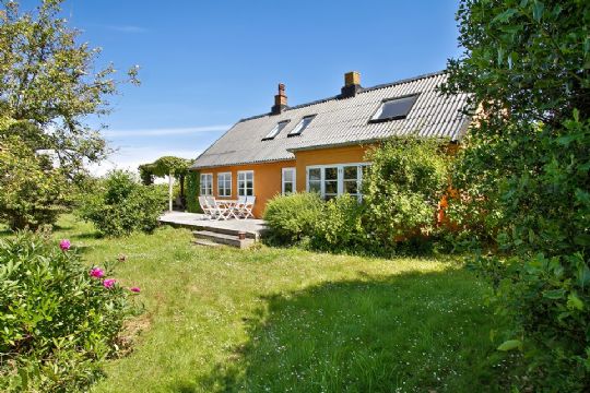 Stort hus p� landet