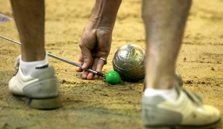 128 skal spille petanque