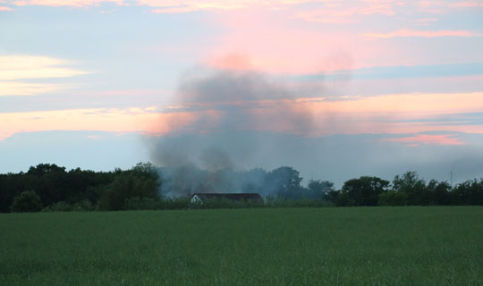 Brand i autov�rksted ved Nyker