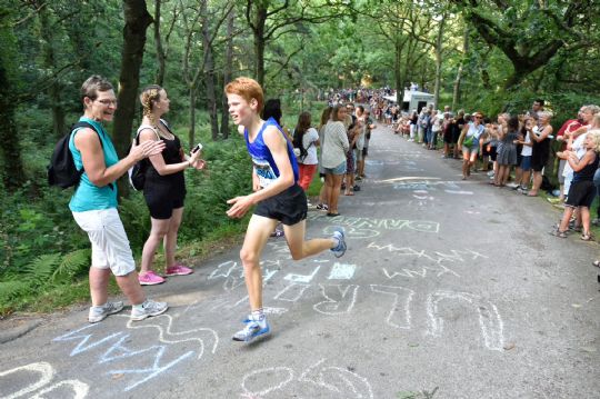 ETB-ungdomsr�kke: Bornholmske piger med