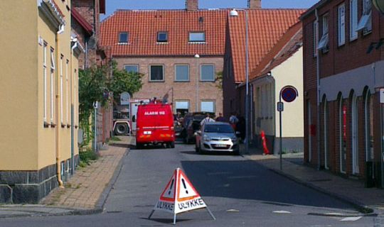 Bil l�kkede benzin