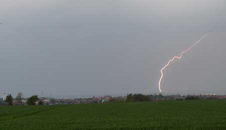 Varsel om skybrud nedgraderet