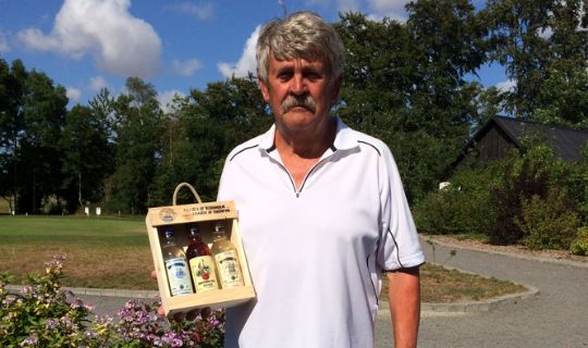 Hole in One i Nex�