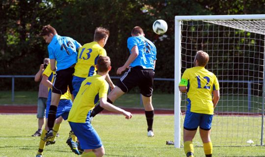 Forl�sende U17-sejr