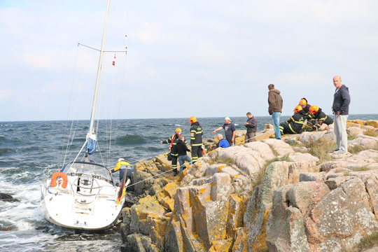 Tysk lystb�d ramte klipper