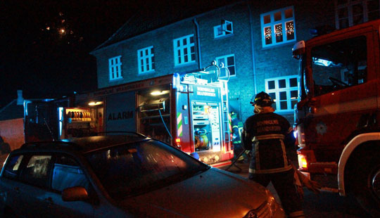 19-�rig tiltalt for r�veri og brandstiftelse