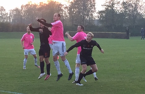 K�mpesejr til R�nne fB