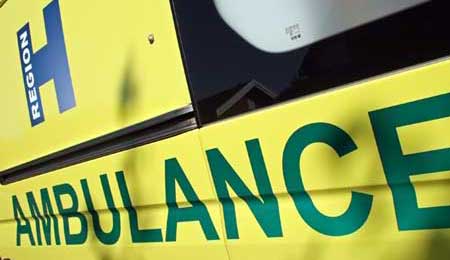 15-�rig dreng d�mt for at smadre ambulance