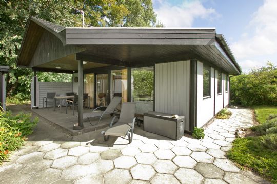 Fritidshus i Listed med kuperet have