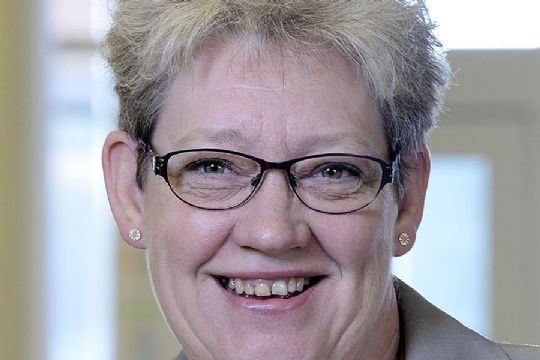 Bankr�dgiver g�r p� pension