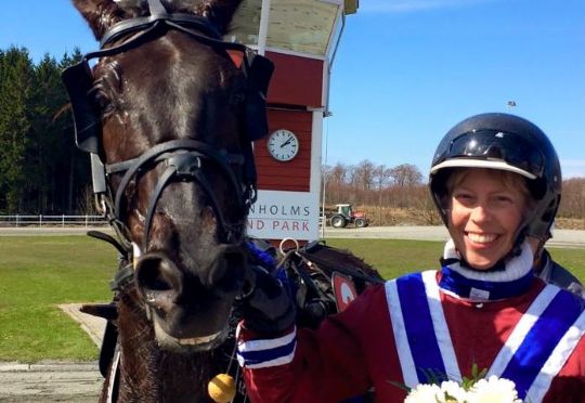 Traveren Star Dirt k�bt tilbage til Bornholm