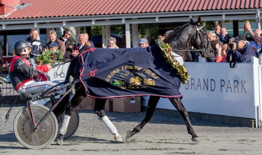 Trav: Golden League forts�tter