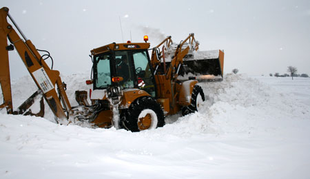 B�nder skal rydde sne