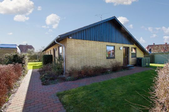 Godt �ldre parcelhus i R�nne