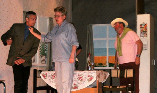 �rets komedie i �sterlars et hit