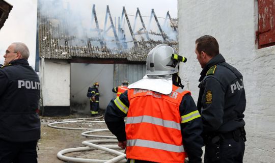 Knallert startede g�rdbrand