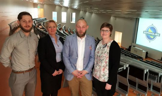 Efterskole satser internationalt