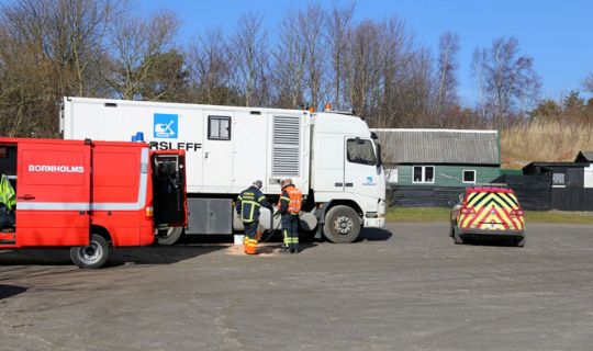 Lastvogn l�kkede diesel