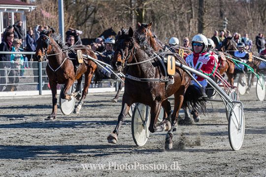 Flot s�son�bning p� travbanen