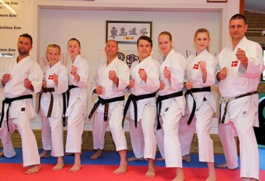 Til karate-EM i Tyskland