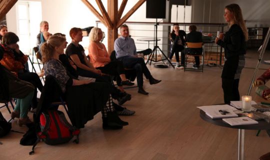 Hypnose og energi i Musikhuzet