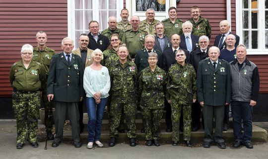 Hjemmev�rn uddelte h�derstegn