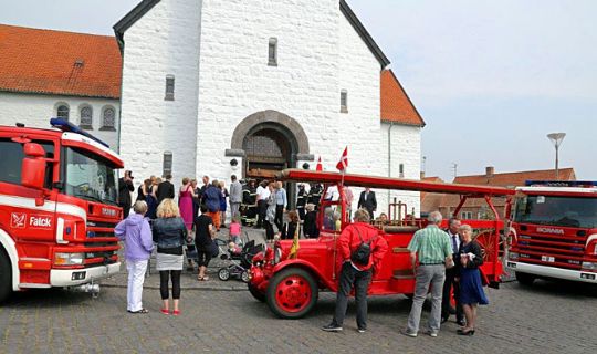 Brandfolk til bryllup