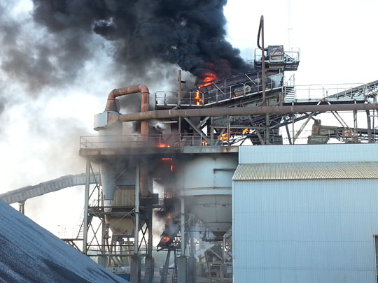 Voldsom brand i stenknuseri hos NCC