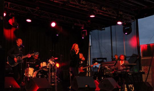 Trofast publikum til Lis S�rensen