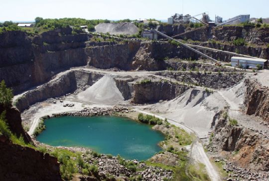 Bornholm b�r satse p� Stubbel�kken