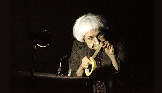 Dukkefestival tyvstarter p� Svanekegaarden