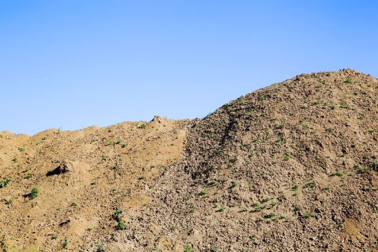 Midlertidigt jorddepot i Slotslyngen
