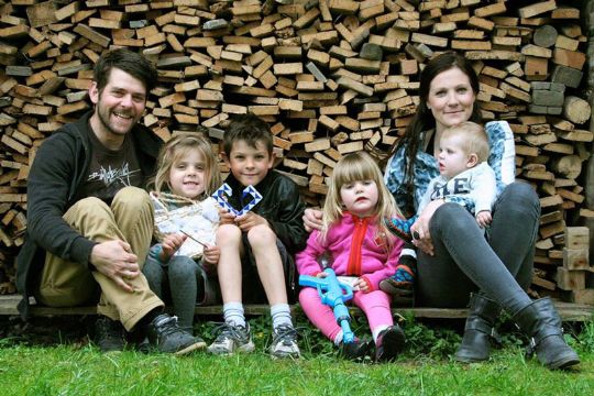 Far til fire f�r nye udfordringer